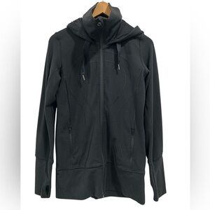 Lululemon Stride Full Zip Jacket with Hood and Thumb Holes in Black - 6